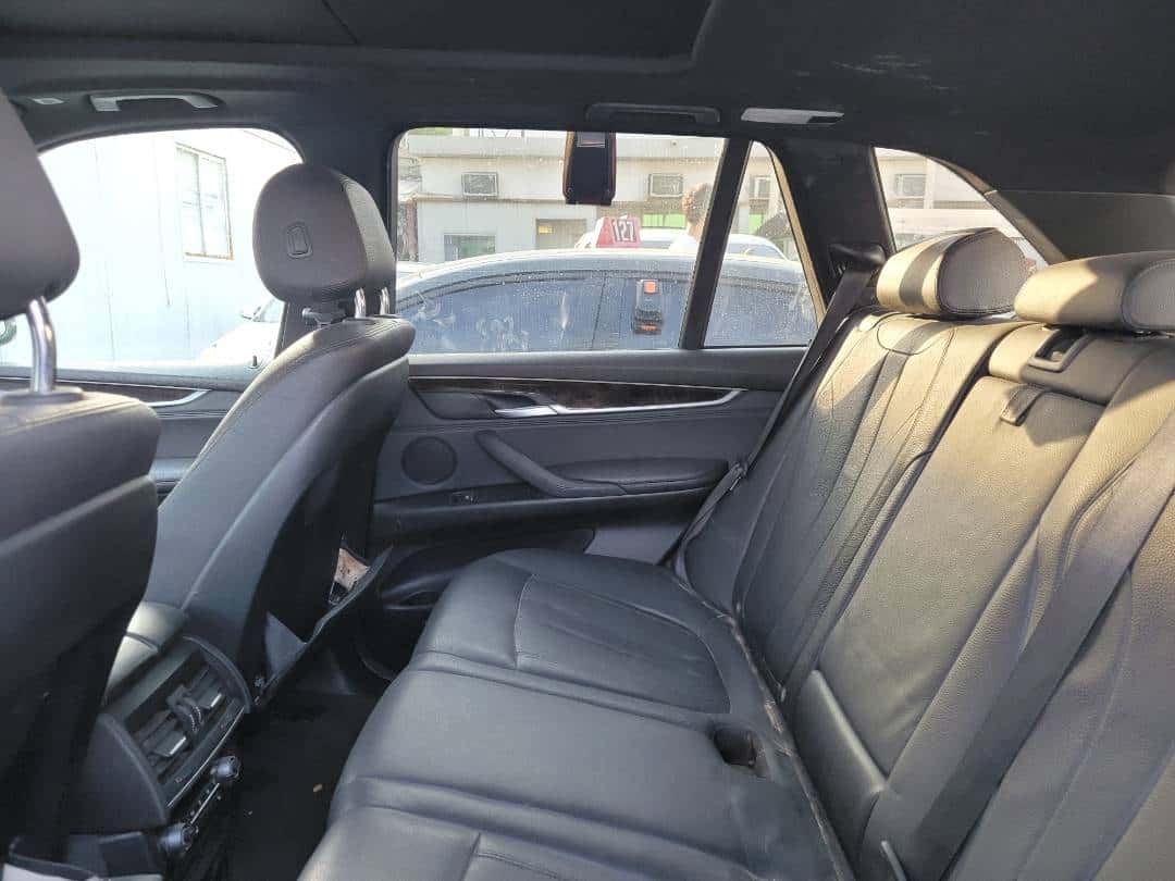 BMW X5 XDRIVE35I - Exterior