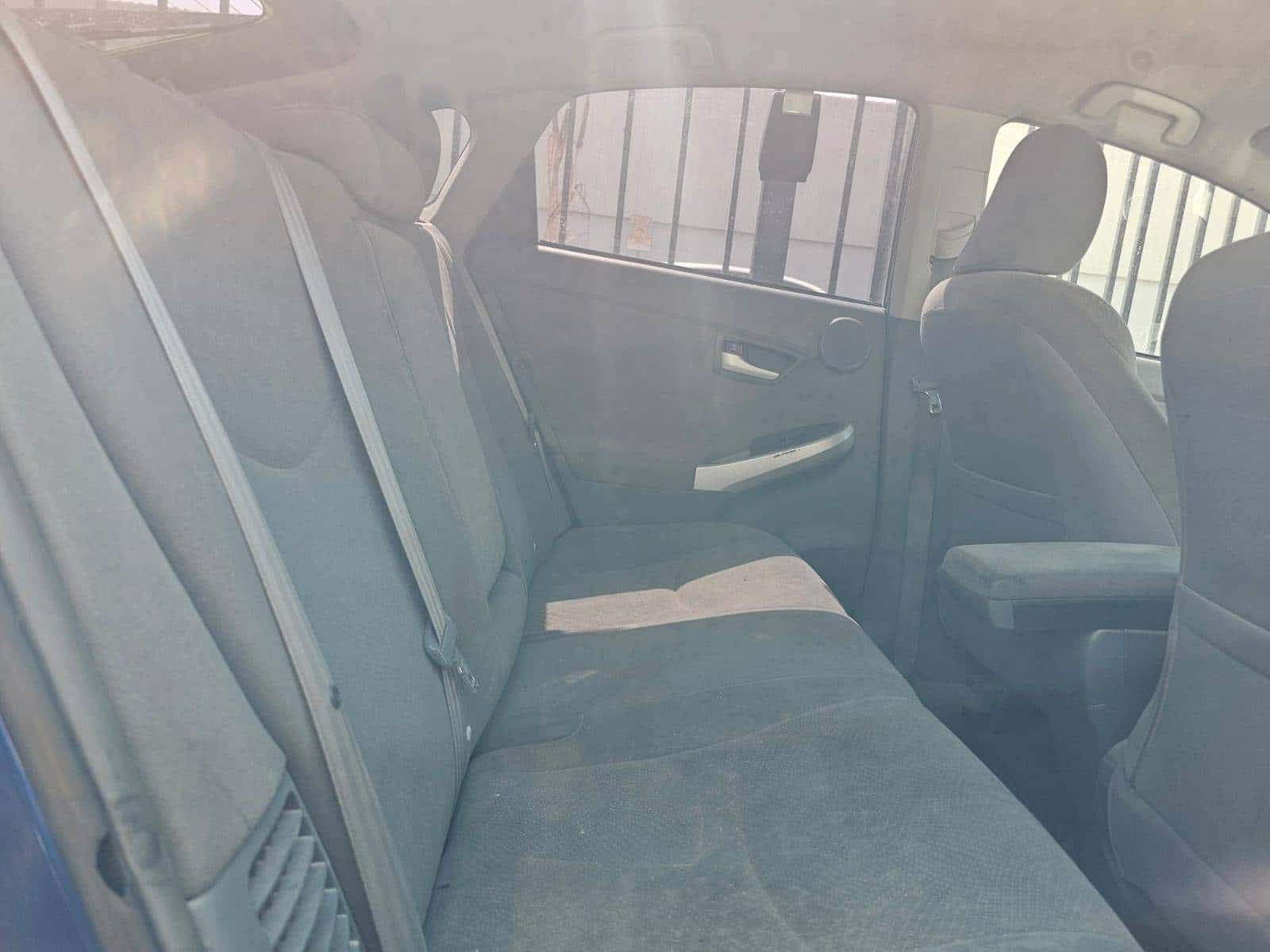 Toyota Prius 2011 thumbnail 7