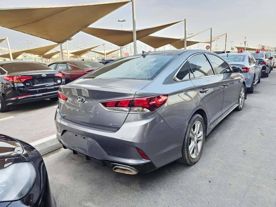 Hyundai Sonata 2018 thumbnail 1