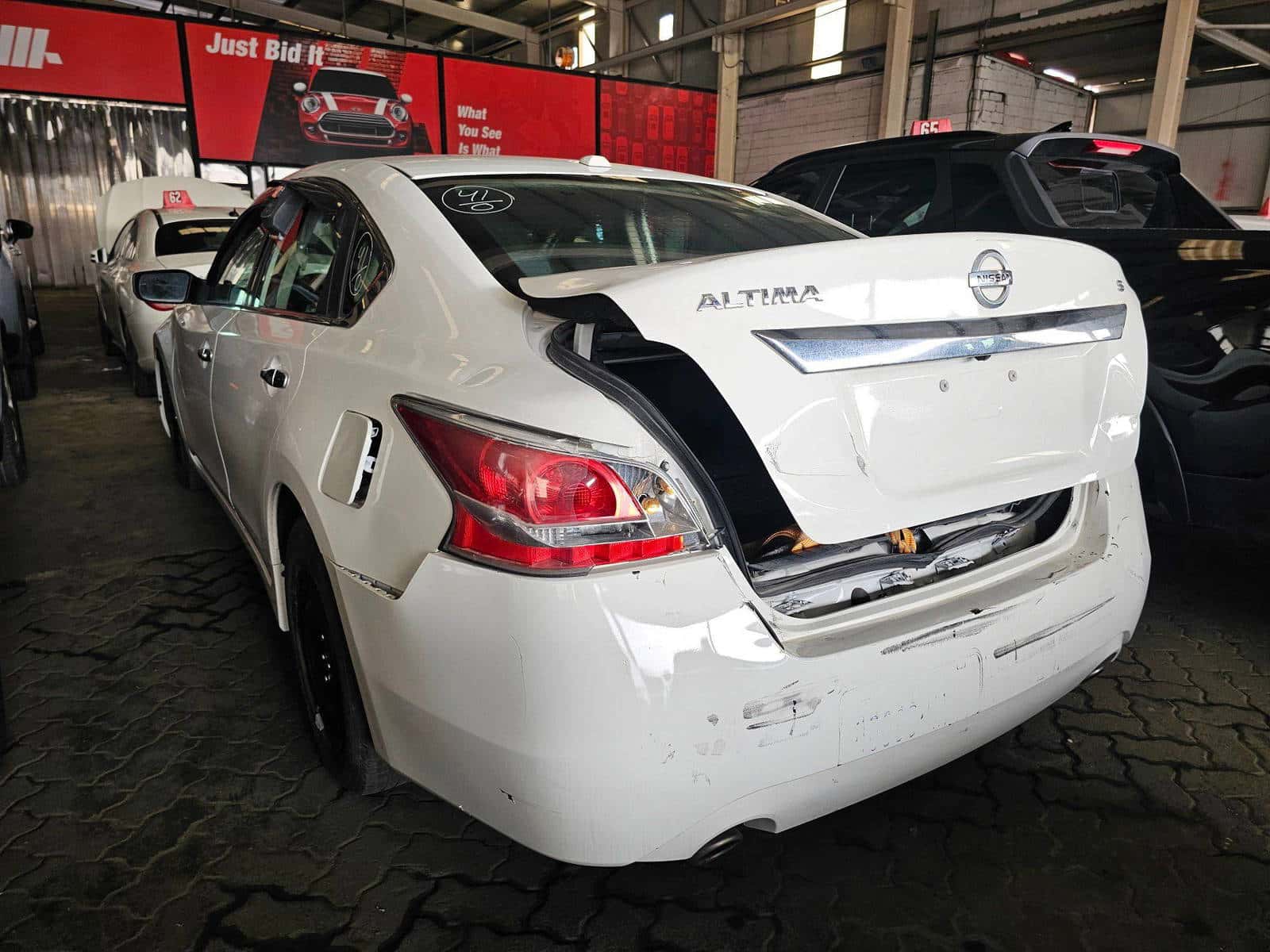 Nissan Altima 2015 thumbnail 3