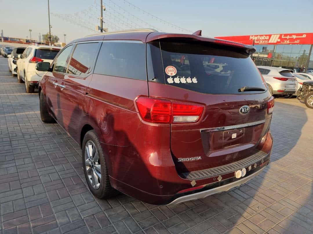 KIA SEDONA 2015 thumbnail 4