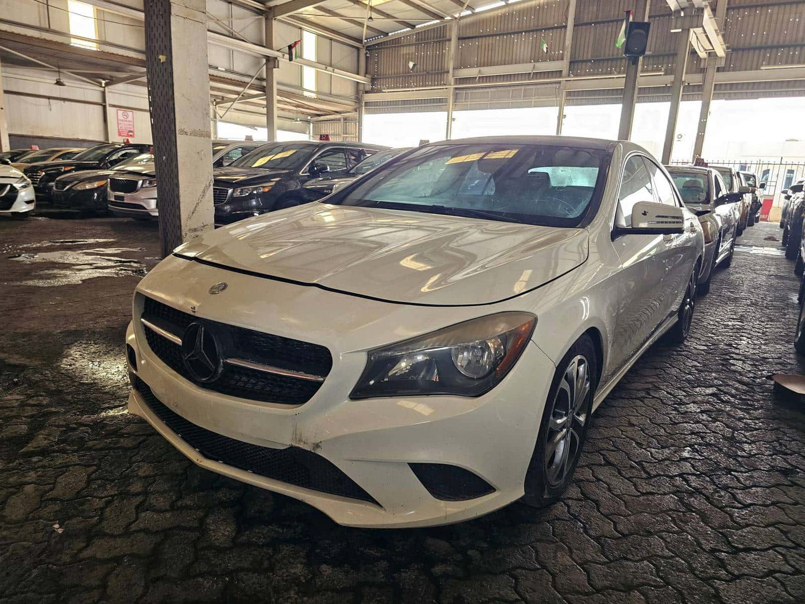 MERCEDES BENZ CLA 250 2015 thumbnail 2