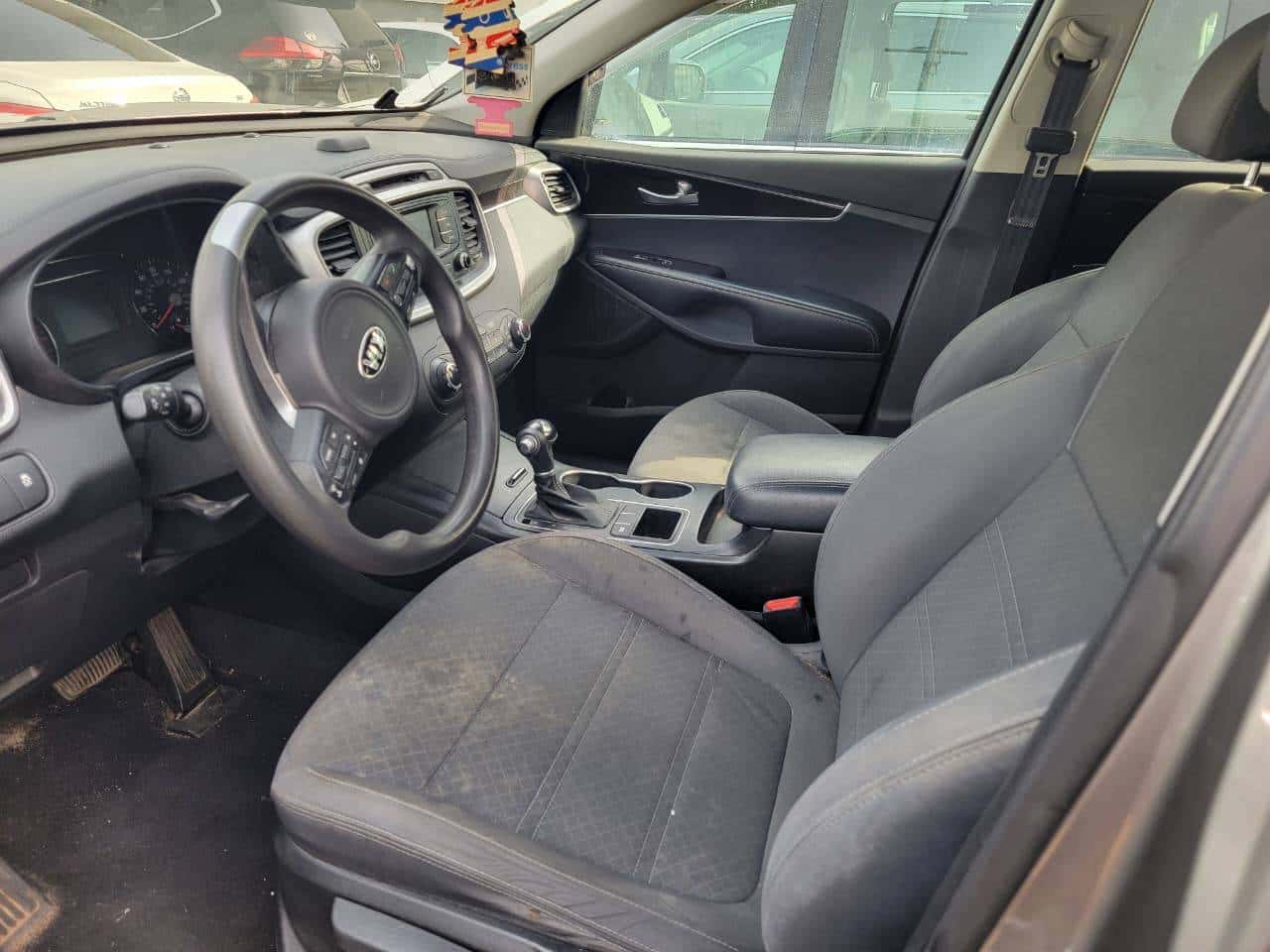 Kia Sorento 2017 thumbnail 6