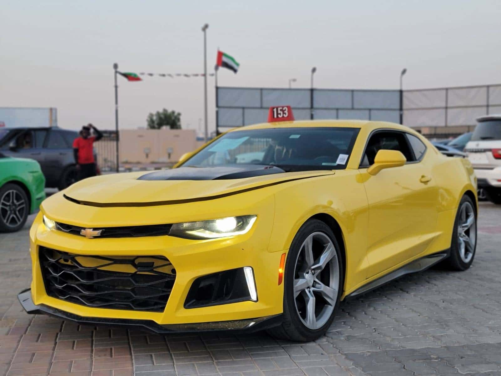 CHEVROLET CAMARO 2018 thumbnail 2