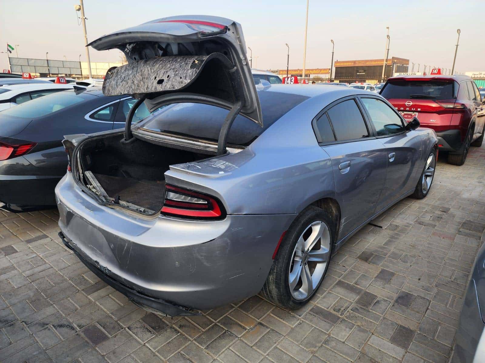 DODGE CHARGER 2018 thumbnail 3
