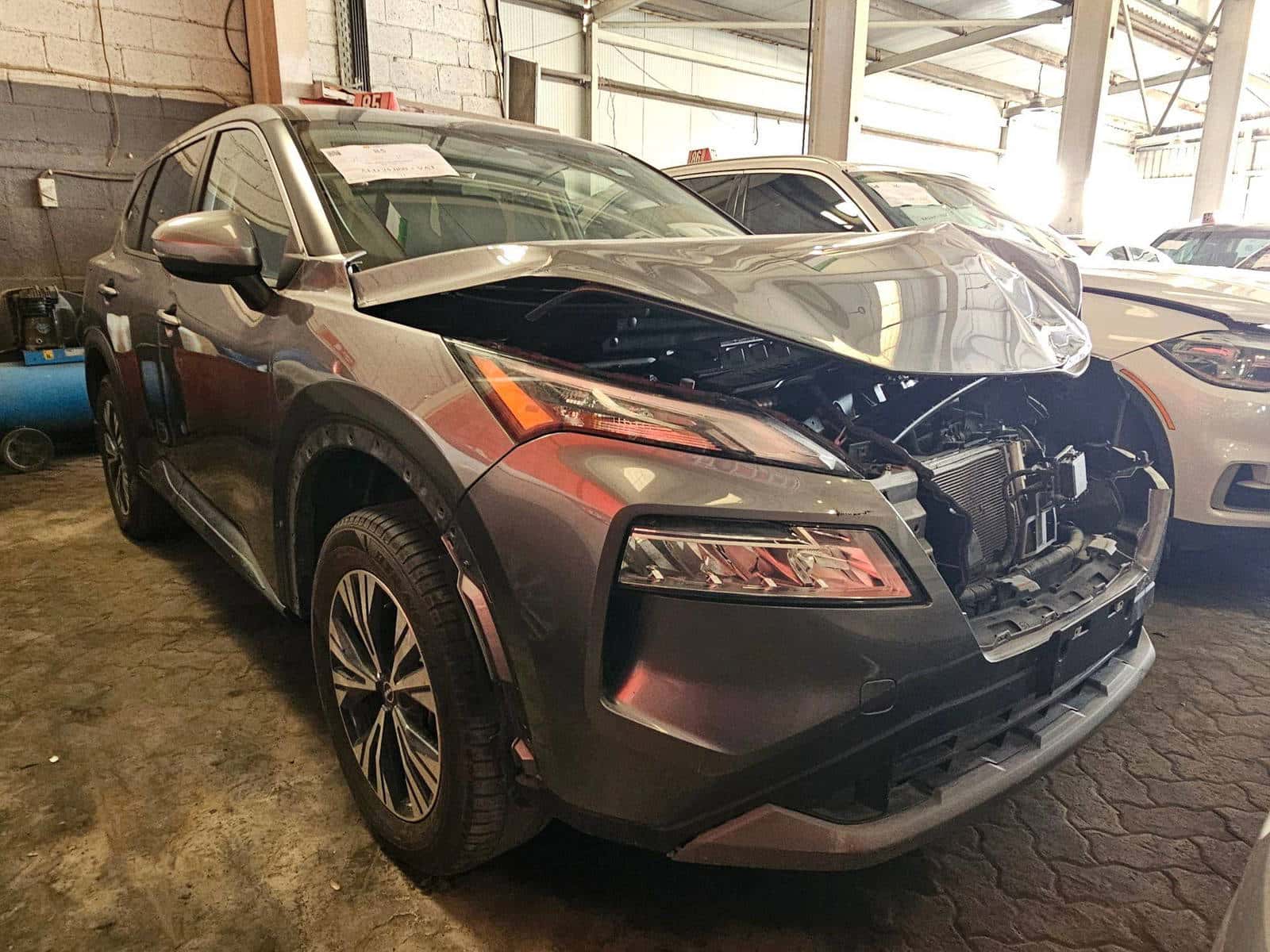 Nissan Rogue 2023 thumbnail 3