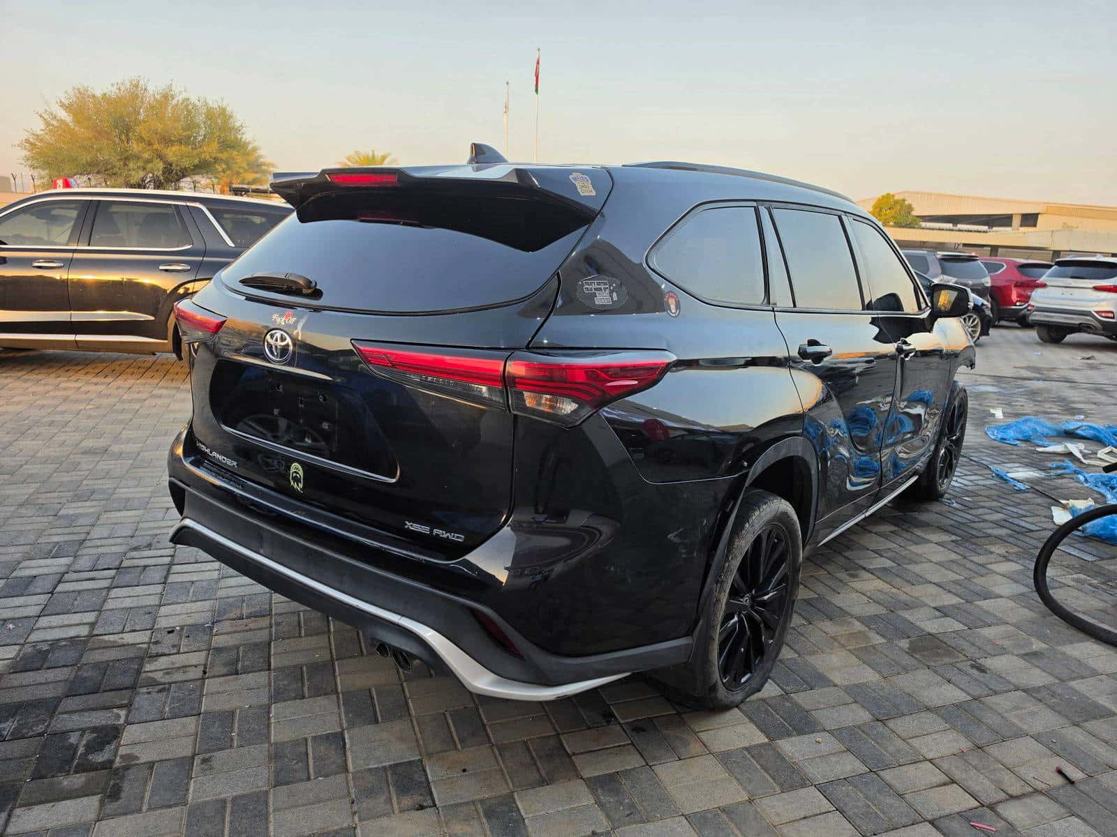TOYOTA HIGHLANDER 2023 thumbnail 5