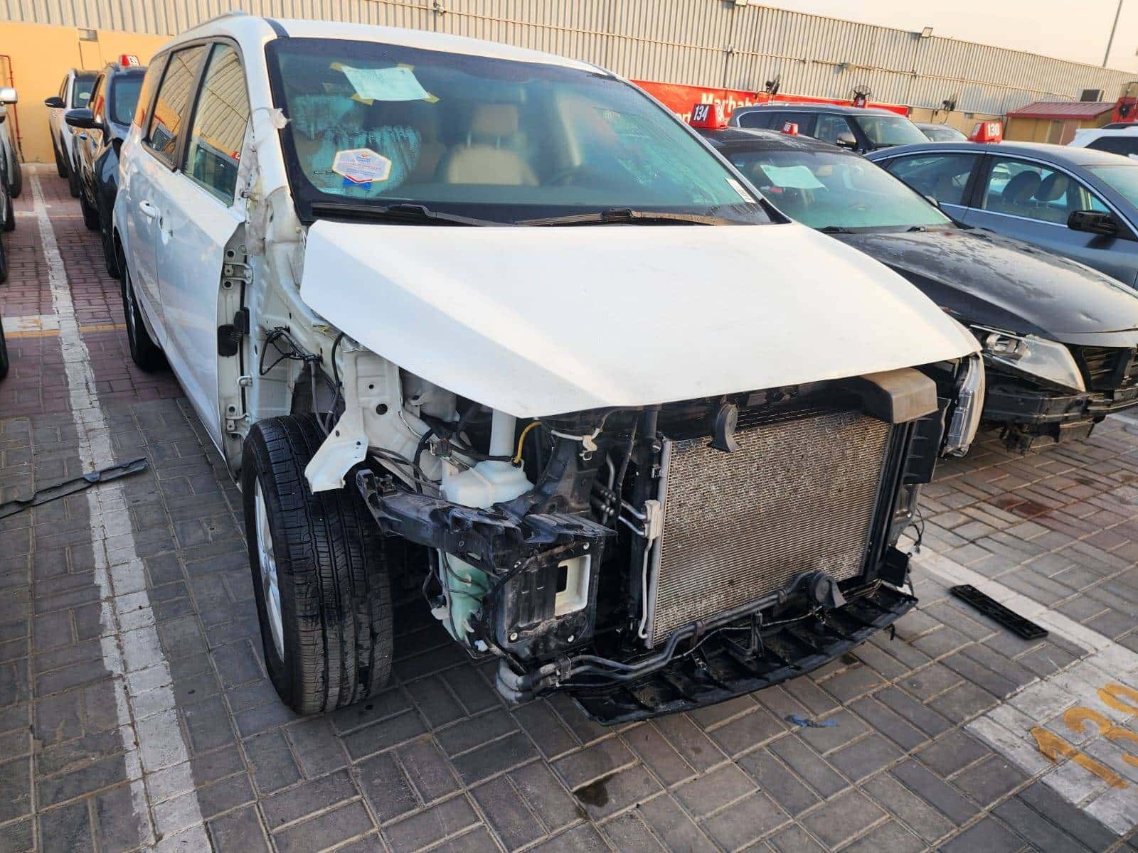 KIA SEDONA 2016 thumbnail 3