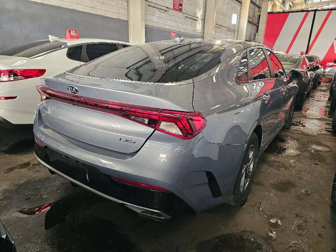 KIA K5 2021 thumbnail 1