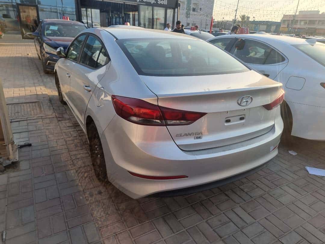 HYUNDAI ELANTRA 2018 thumbnail 4