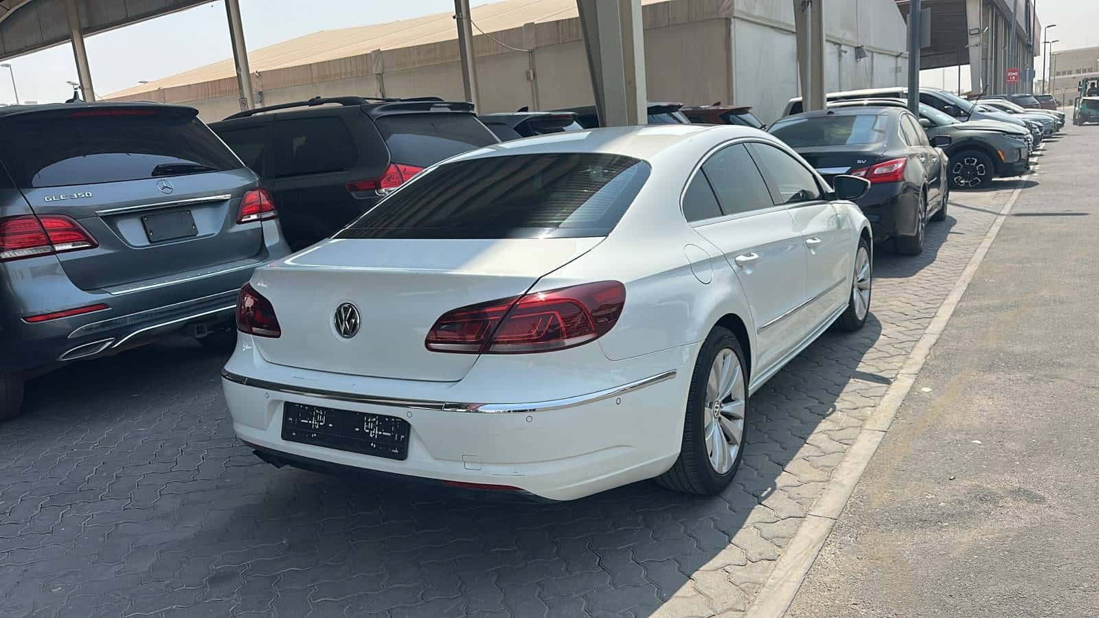 VOLKSWAGEN Passat 2016 thumbnail 2