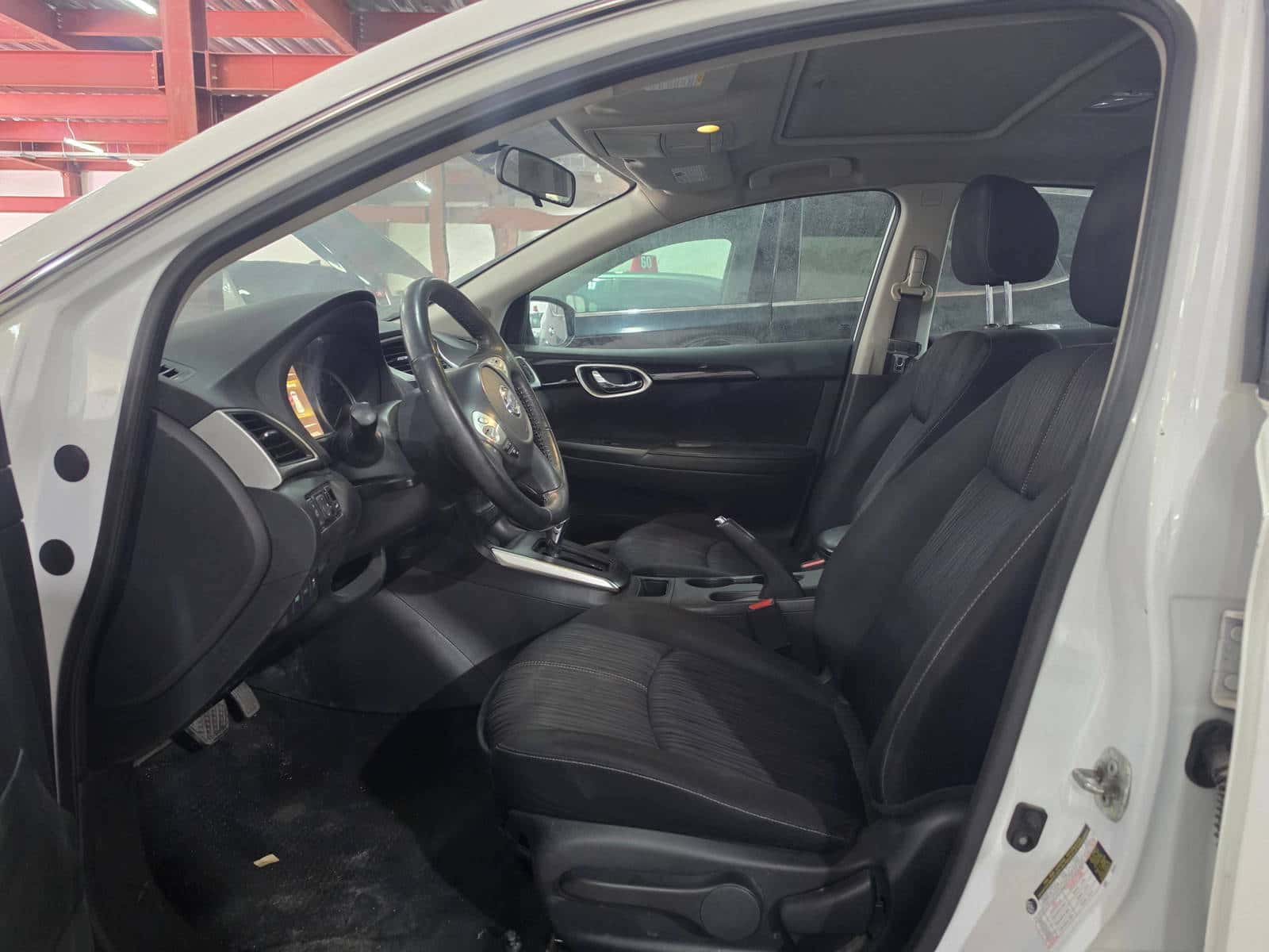 Nissan Sentra 2018 thumbnail 6