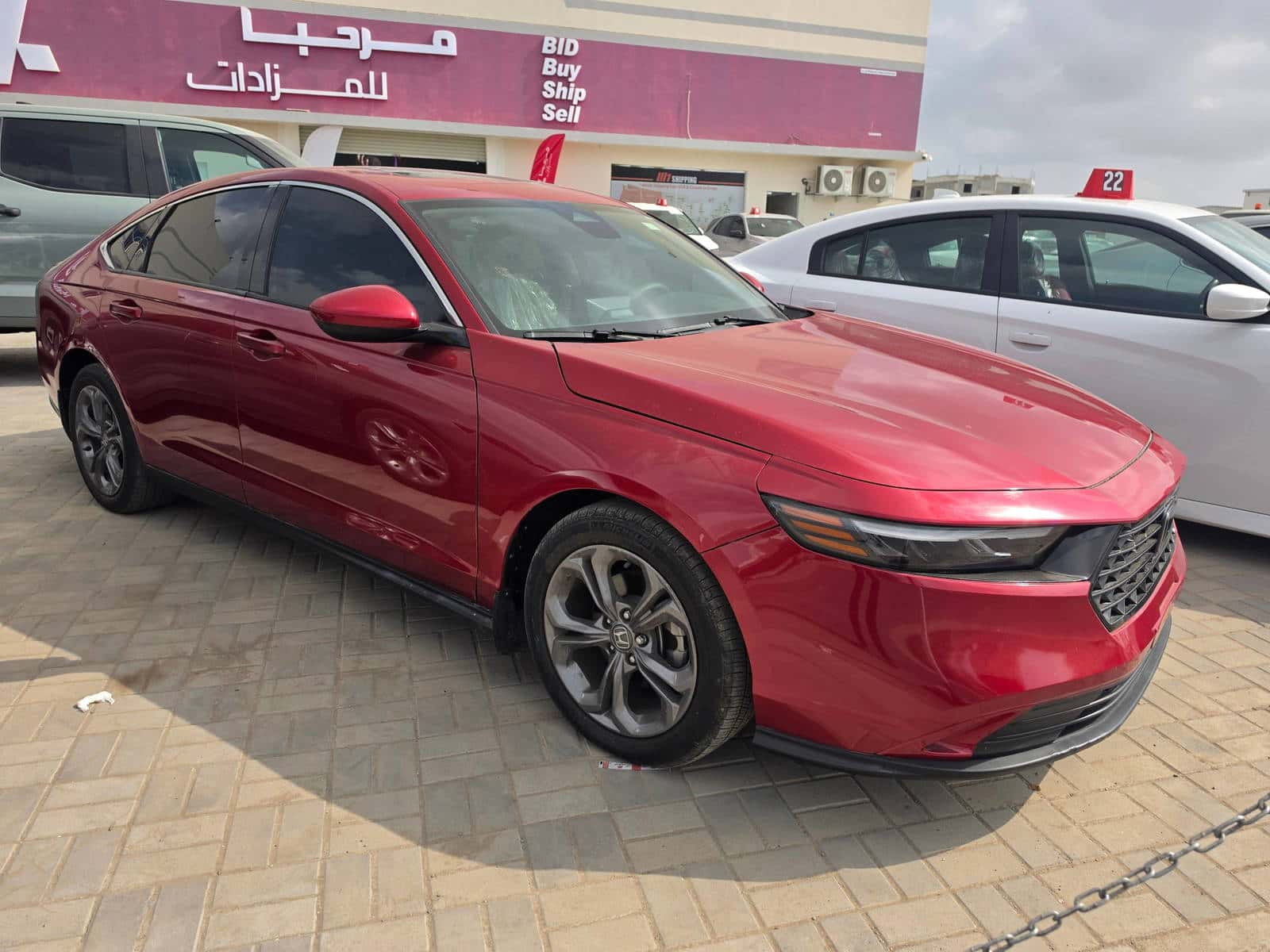 Honda Accord 2023 thumbnail 2