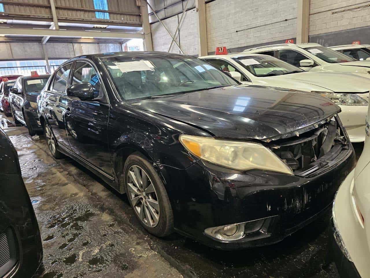 TOYOTA AVALON 2011 thumbnail 4
