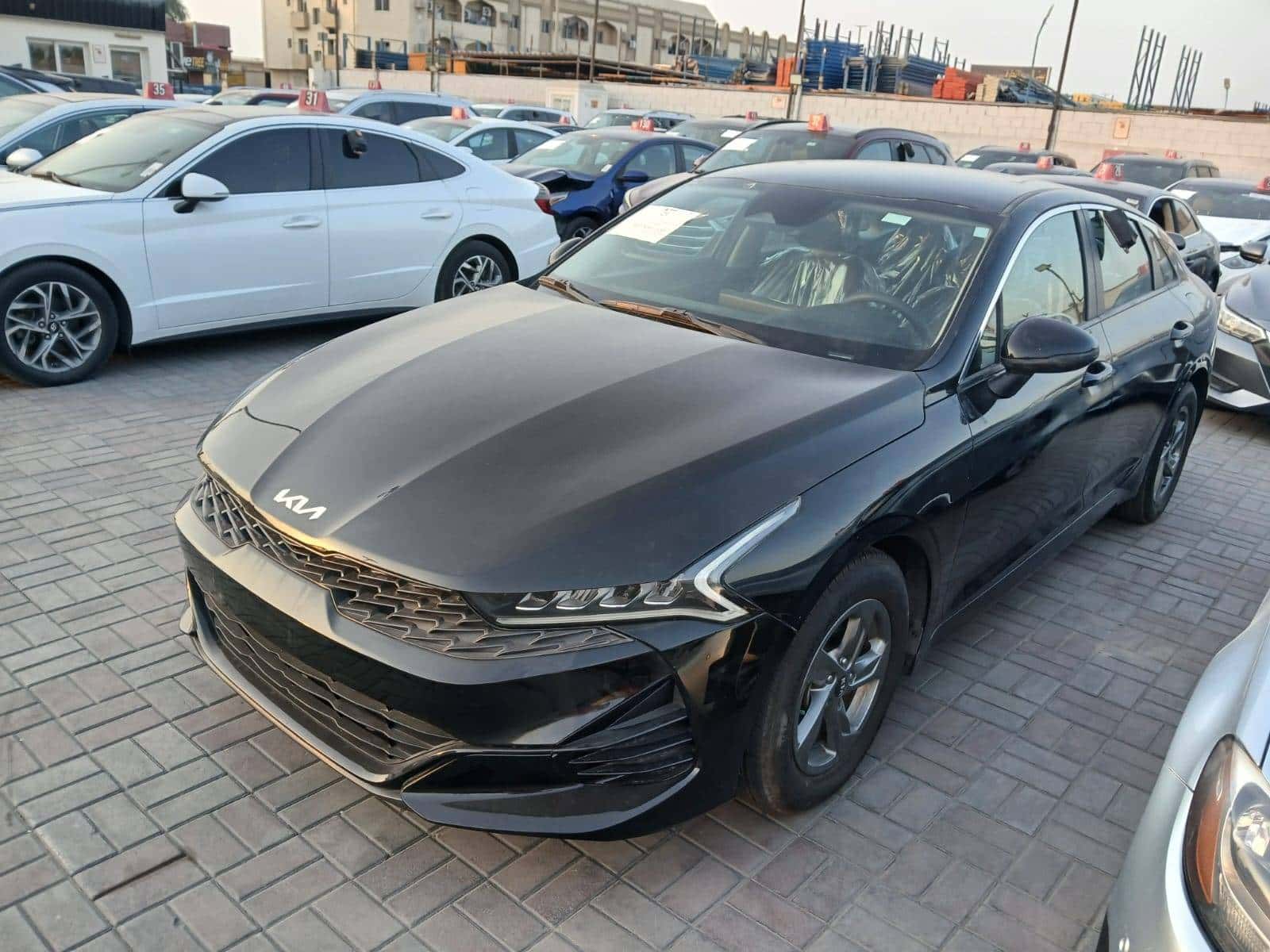 Kia K5 2021 thumbnail 1