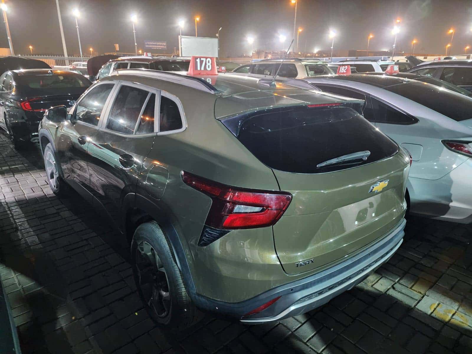 CHEVROLET Trax 2024 thumbnail 1