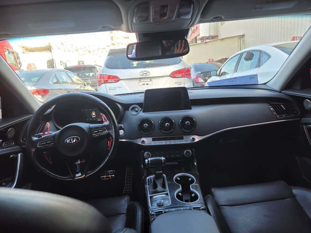 KIA STINGER - Exterior