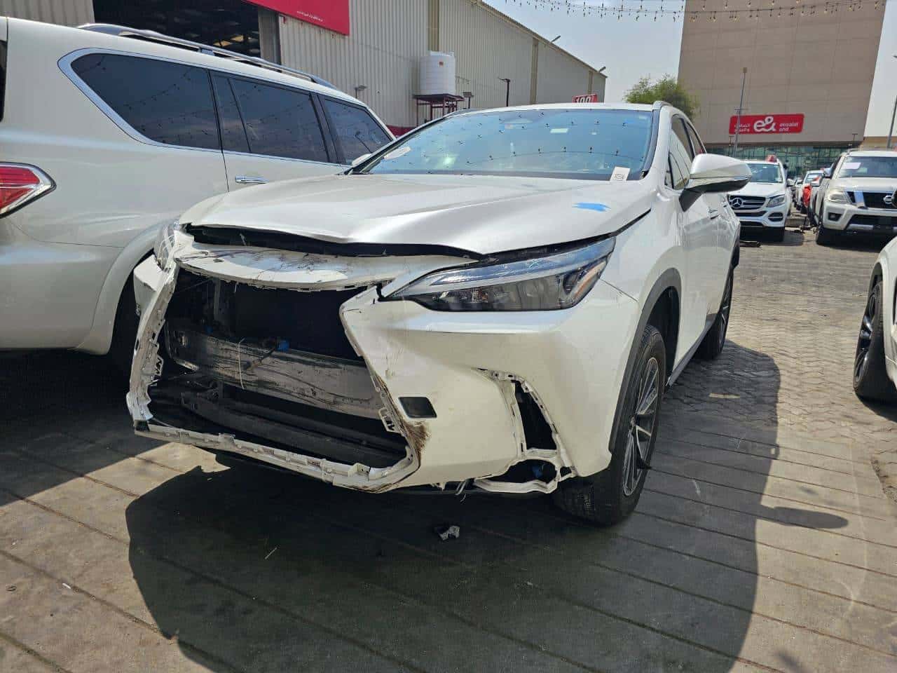 Lexus NX 250 2022 thumbnail 6