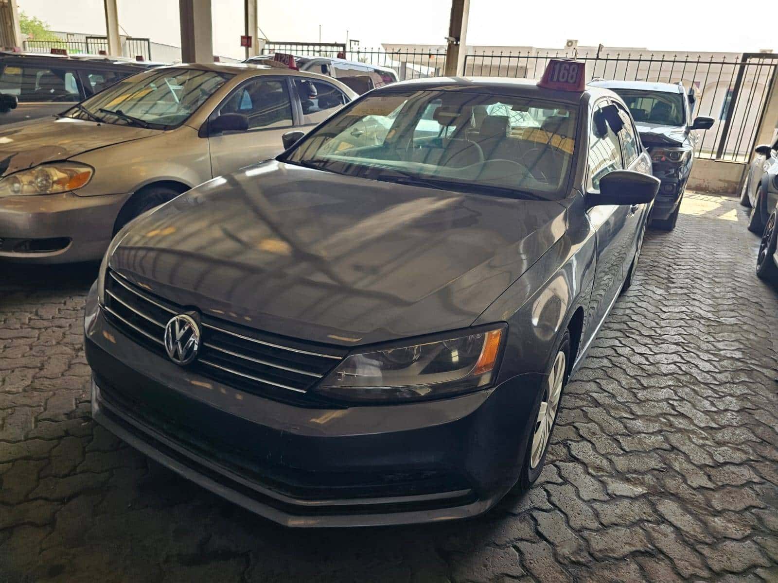 VOLKSWAGEN Jetta 2015 thumbnail 3