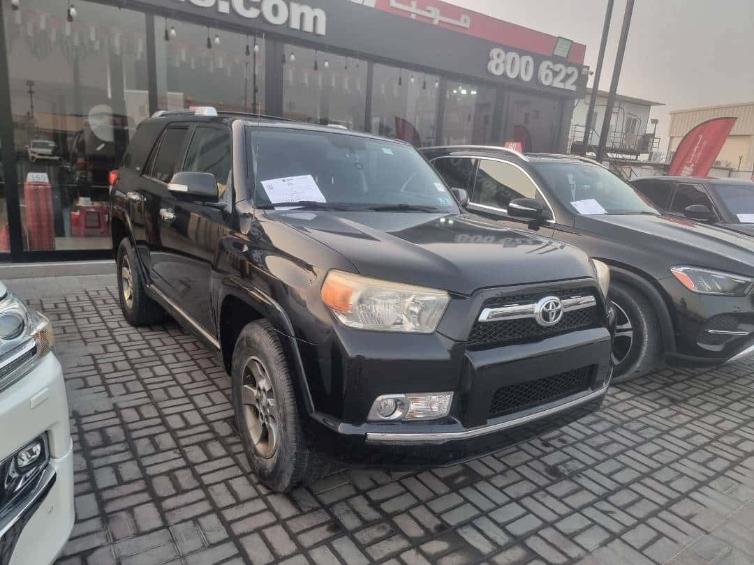 Toyota 4Runner 2011 thumbnail 2