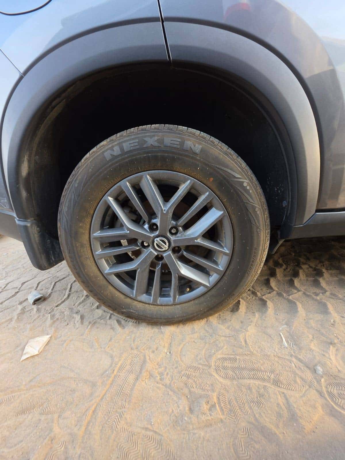 Nissan Rogue 2021 thumbnail 2