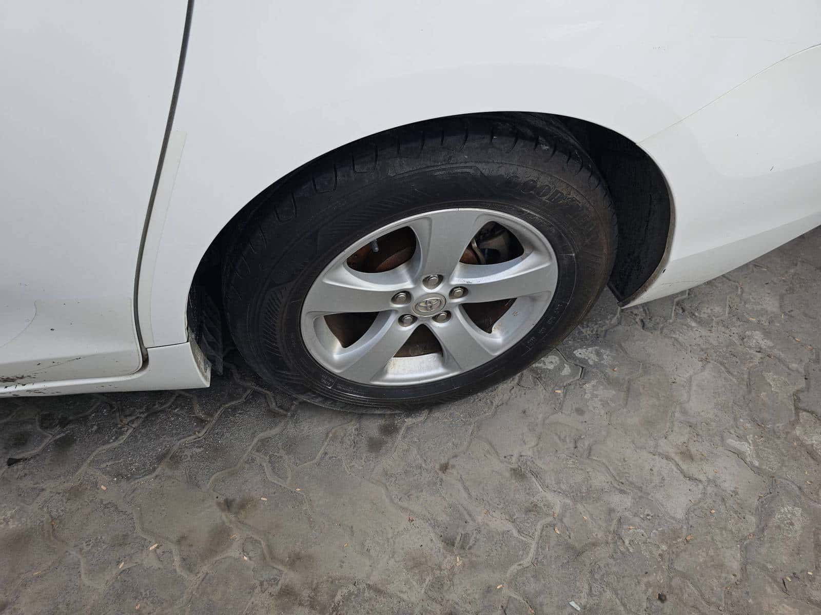 Toyota Sienna 2017 thumbnail 4