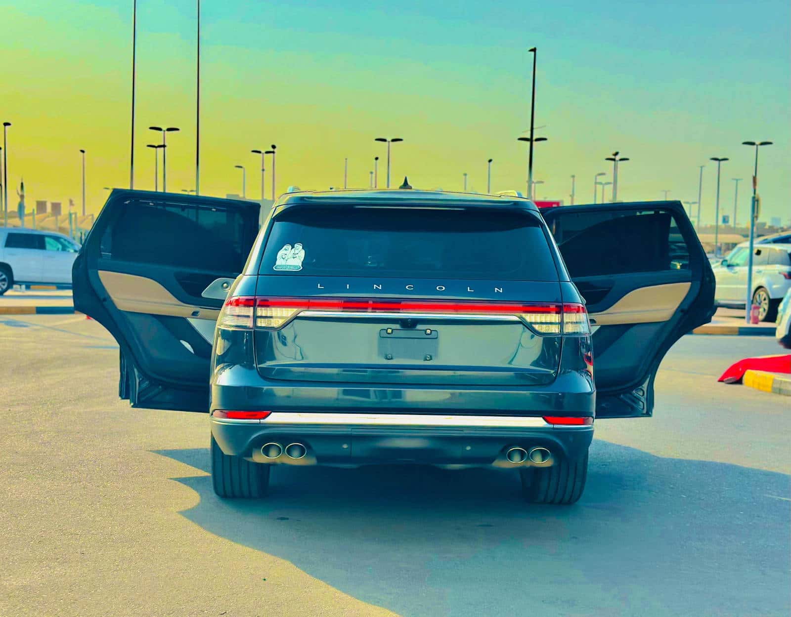 LINCOLN AVIATOR - Exterior