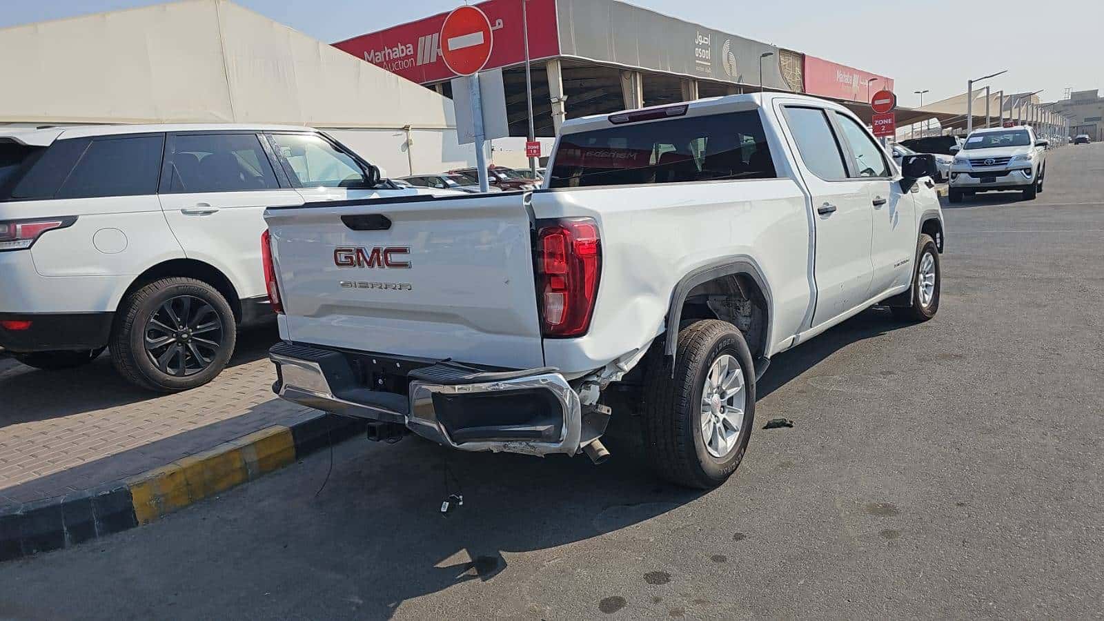 GMC Sierra 2025 thumbnail 3