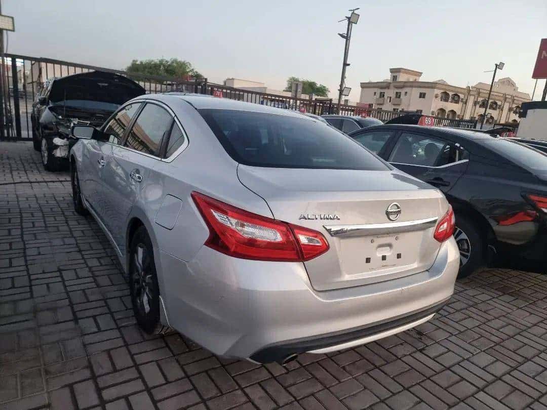 Nissan Altima 2017 thumbnail 1