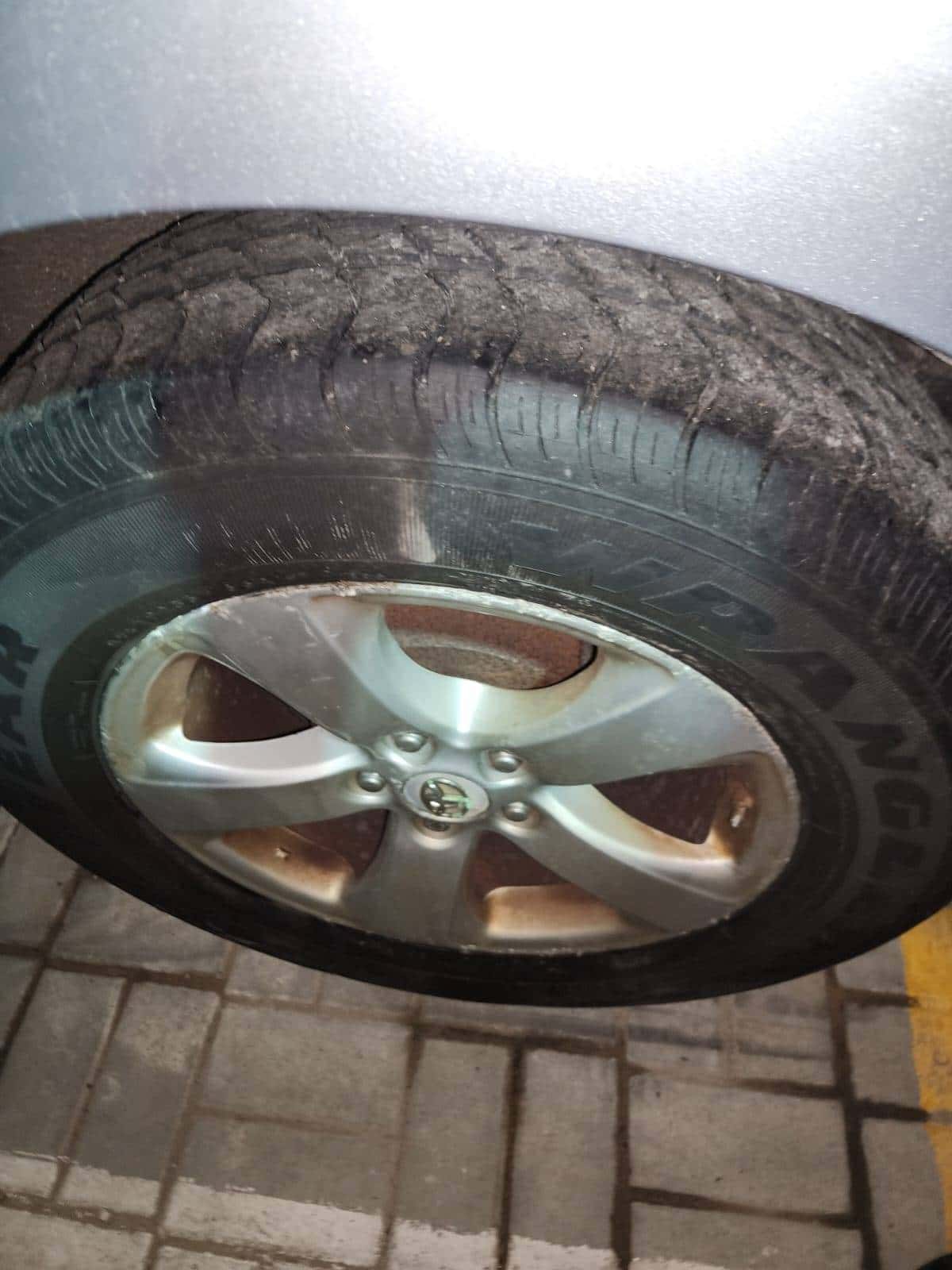 TOYOTA SIENNA 2011 thumbnail 6