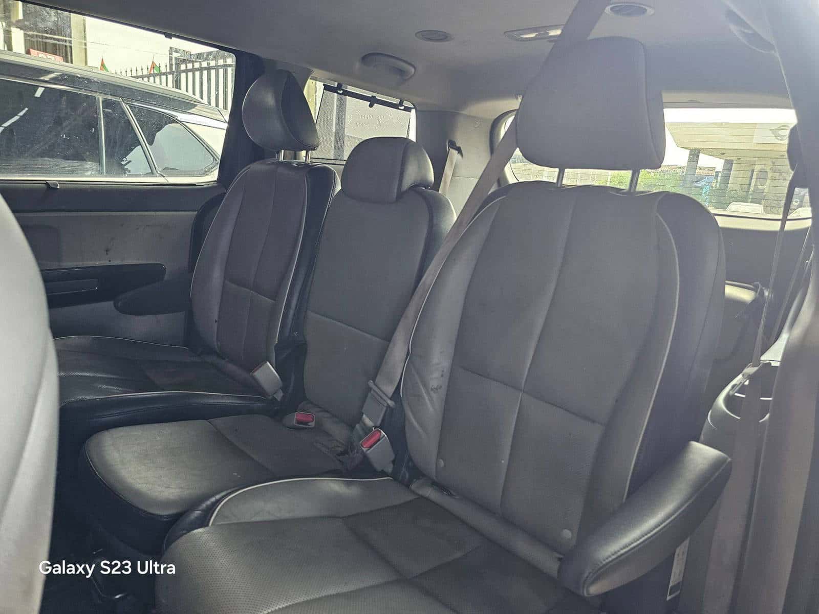 KIA SEDONA - Exterior
