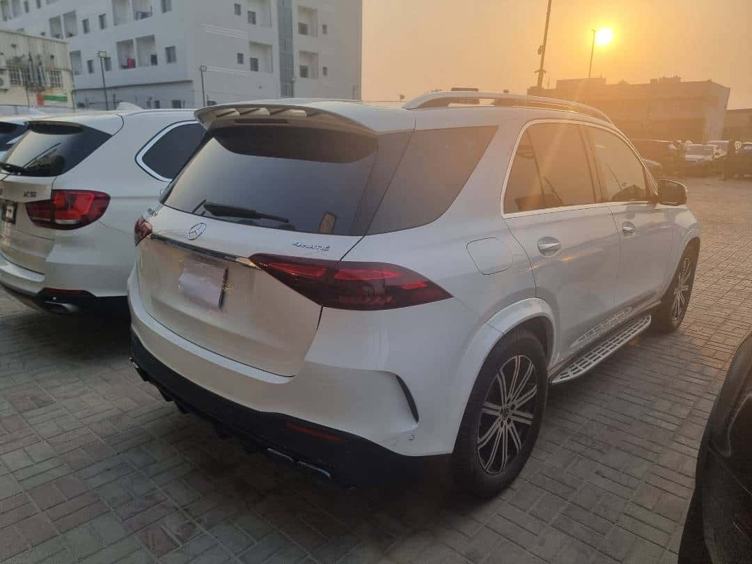 MERCEDES BENZ GLE 350 2024 thumbnail 3