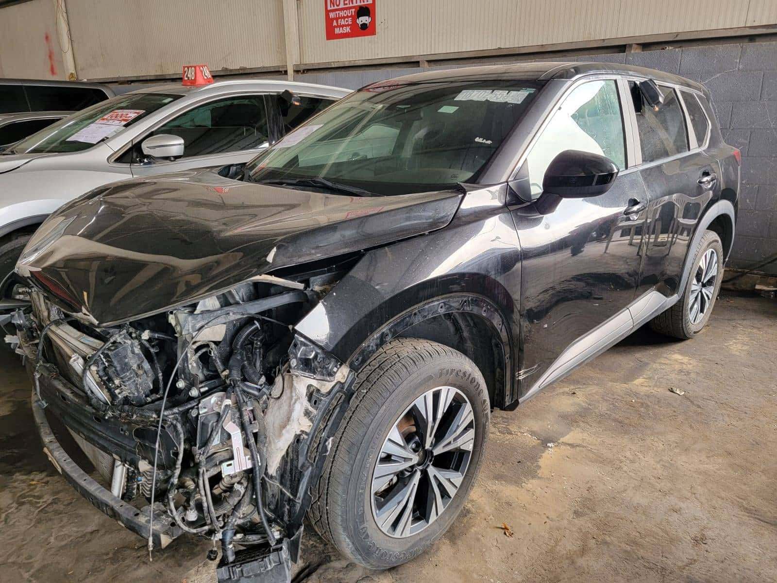 Nissan Rogue 2023 thumbnail 3
