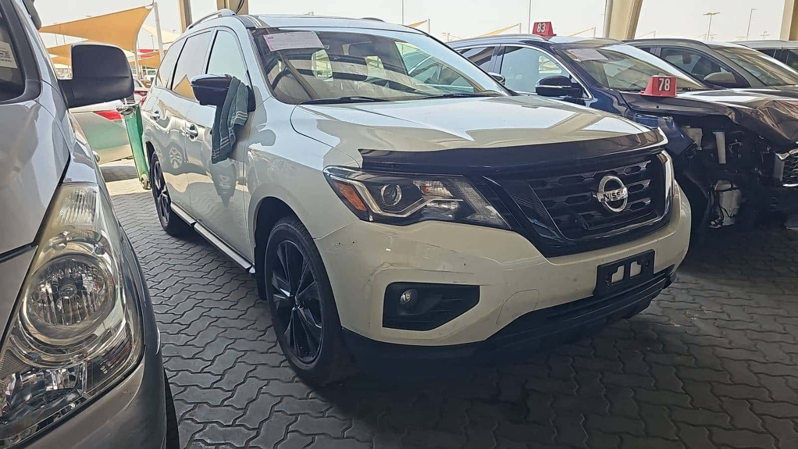 NISSAN PATHFINDER 2018 thumbnail 2