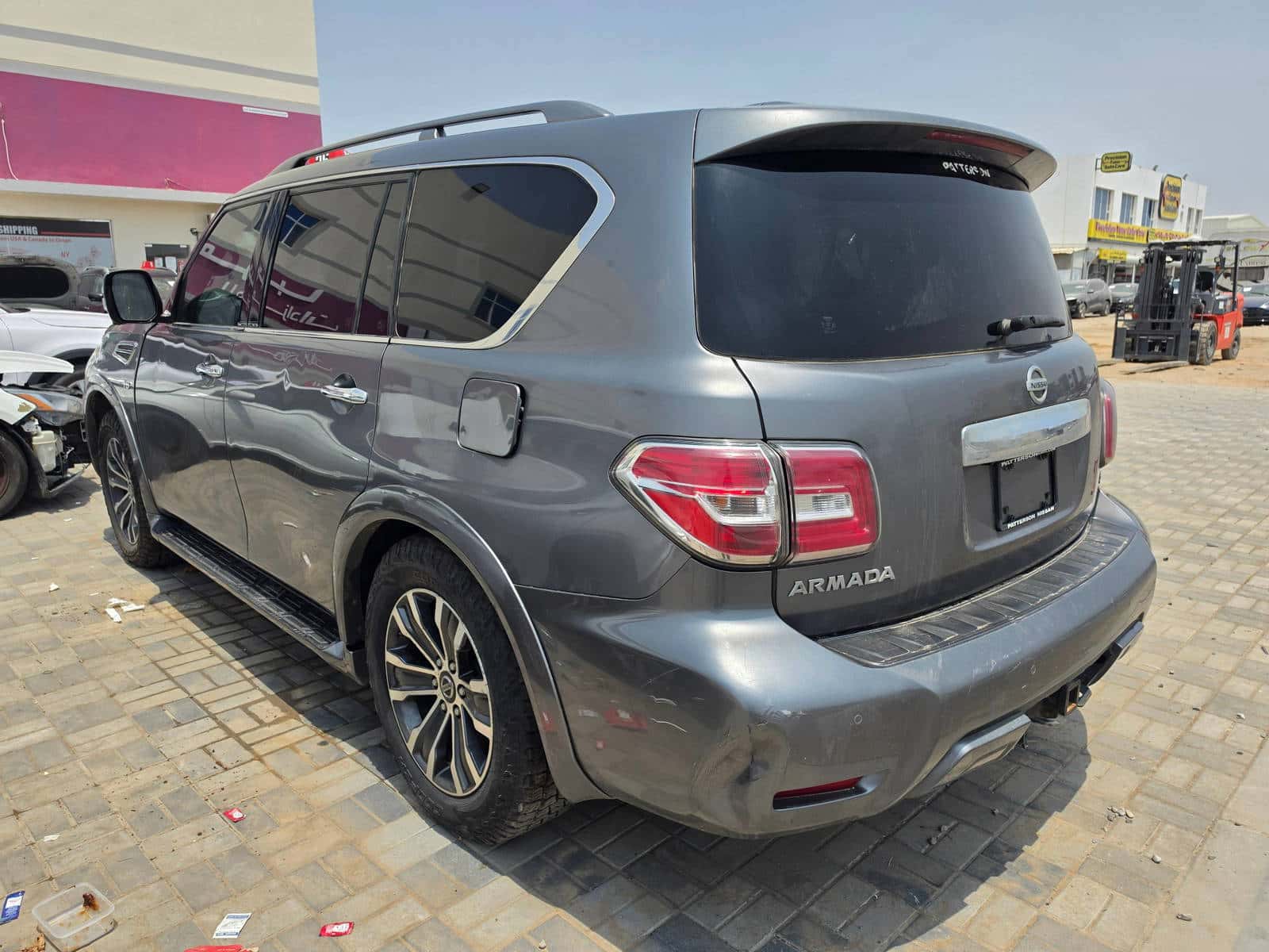 Nissan Armada 2019 thumbnail 5