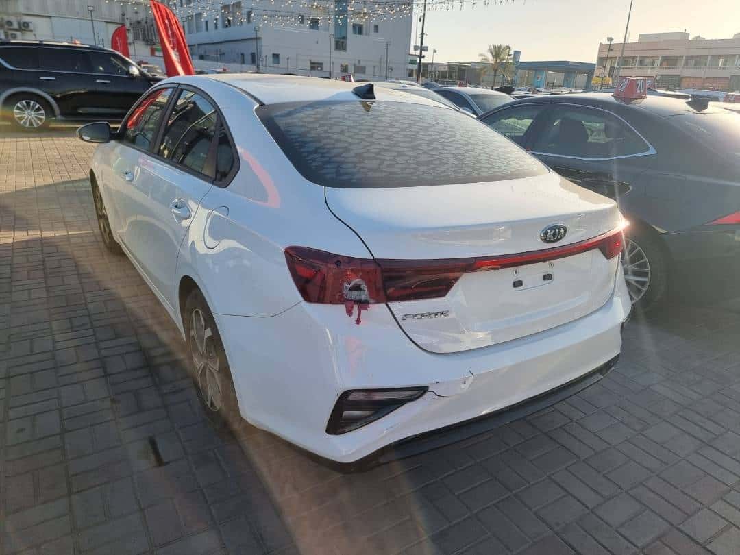 KIA FORTE 2019 thumbnail 4