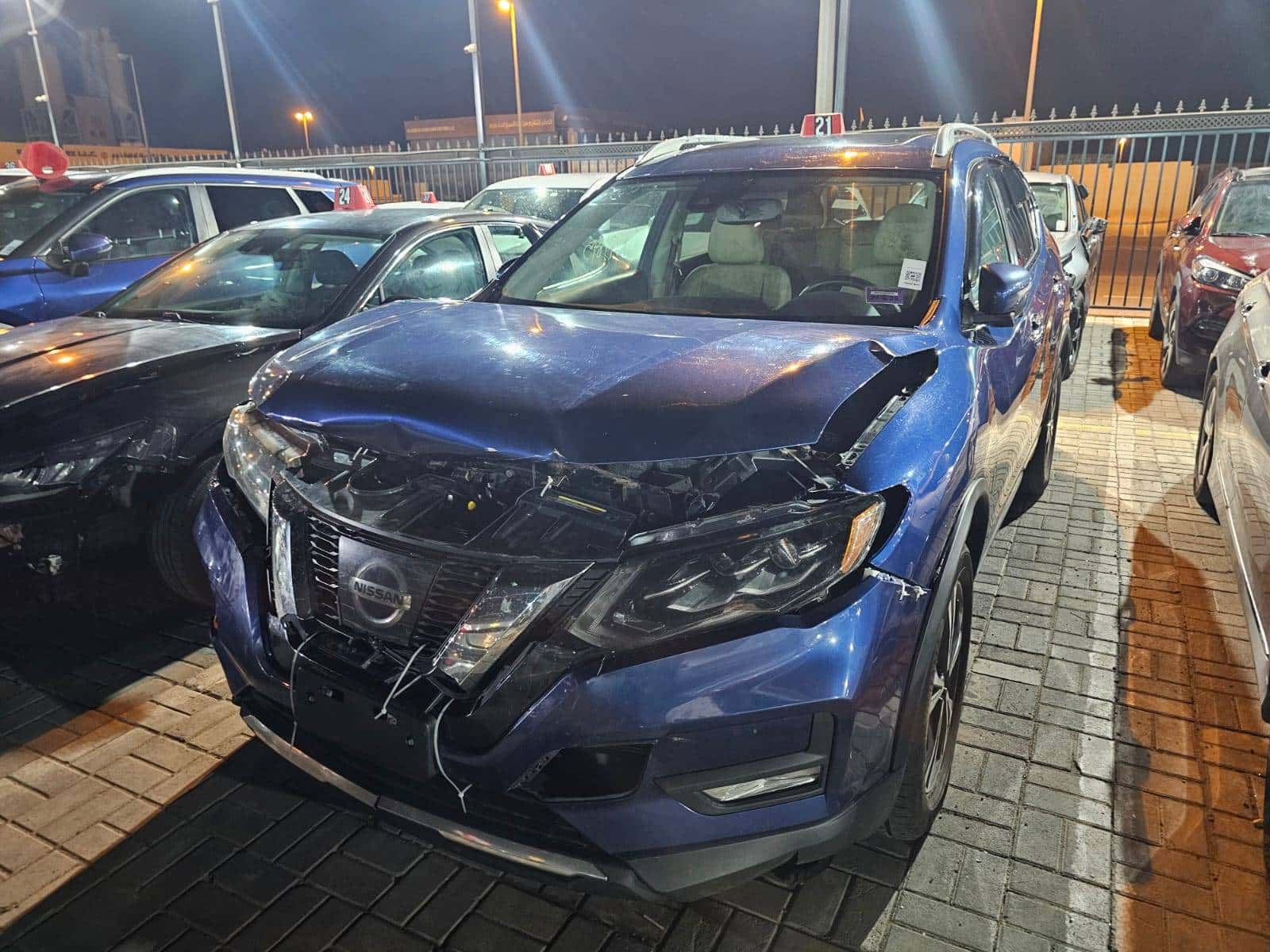 Nissan Rogue 2017 thumbnail 2