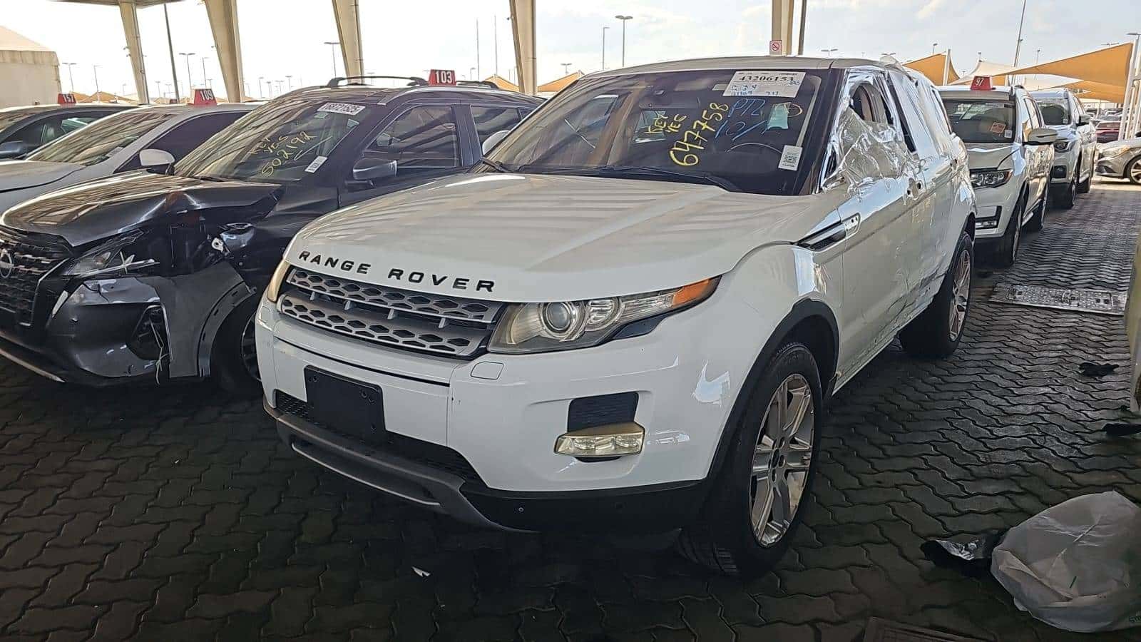 LAND ROVER RANGE ROVER EVOQUE PURE PLUS - Exterior