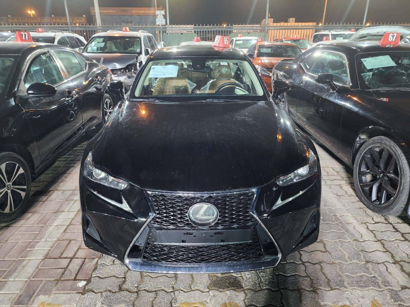 LEXUS IS 300 2016 thumbnail 2
