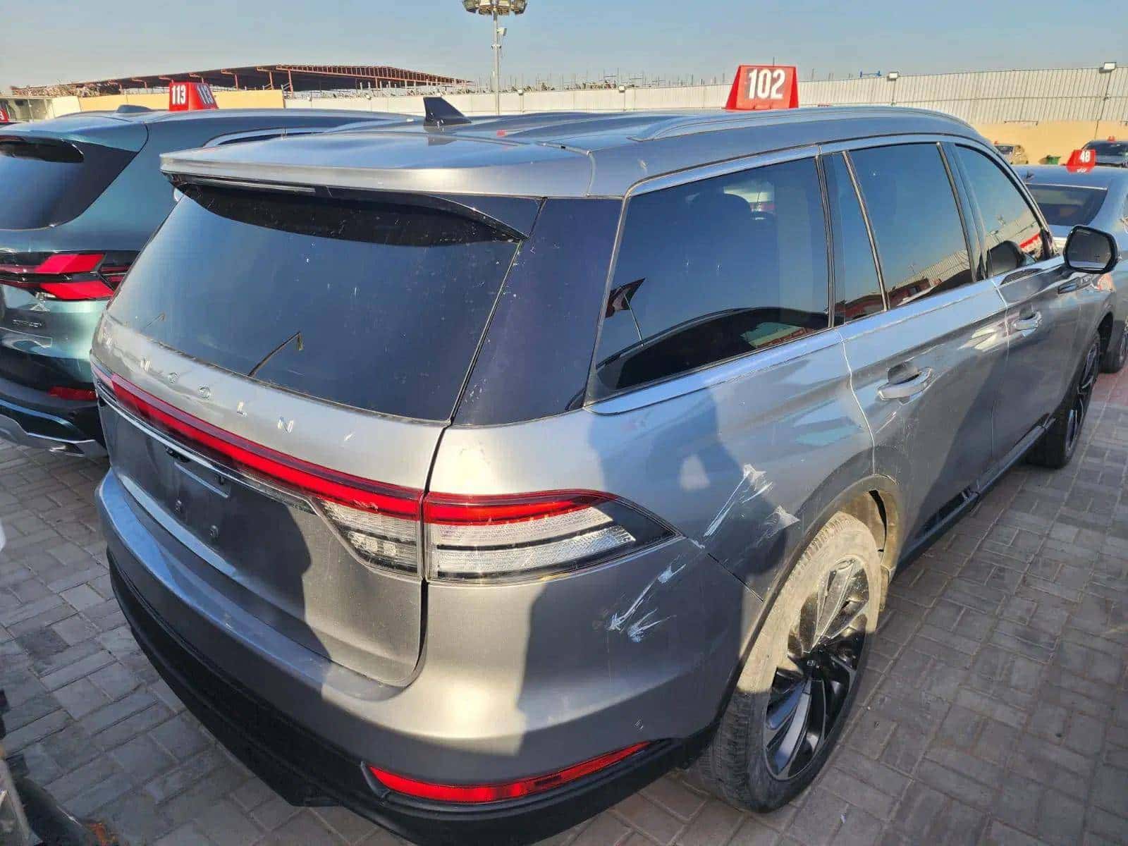 Lincoln Aviator 2024 thumbnail 2