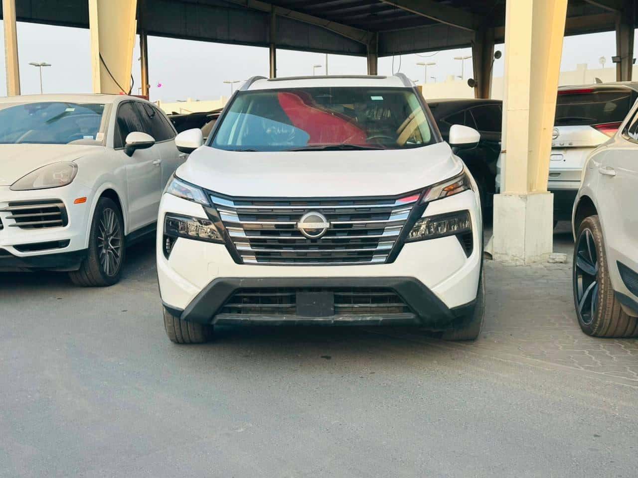 Nissan Rogue 2024 thumbnail 2