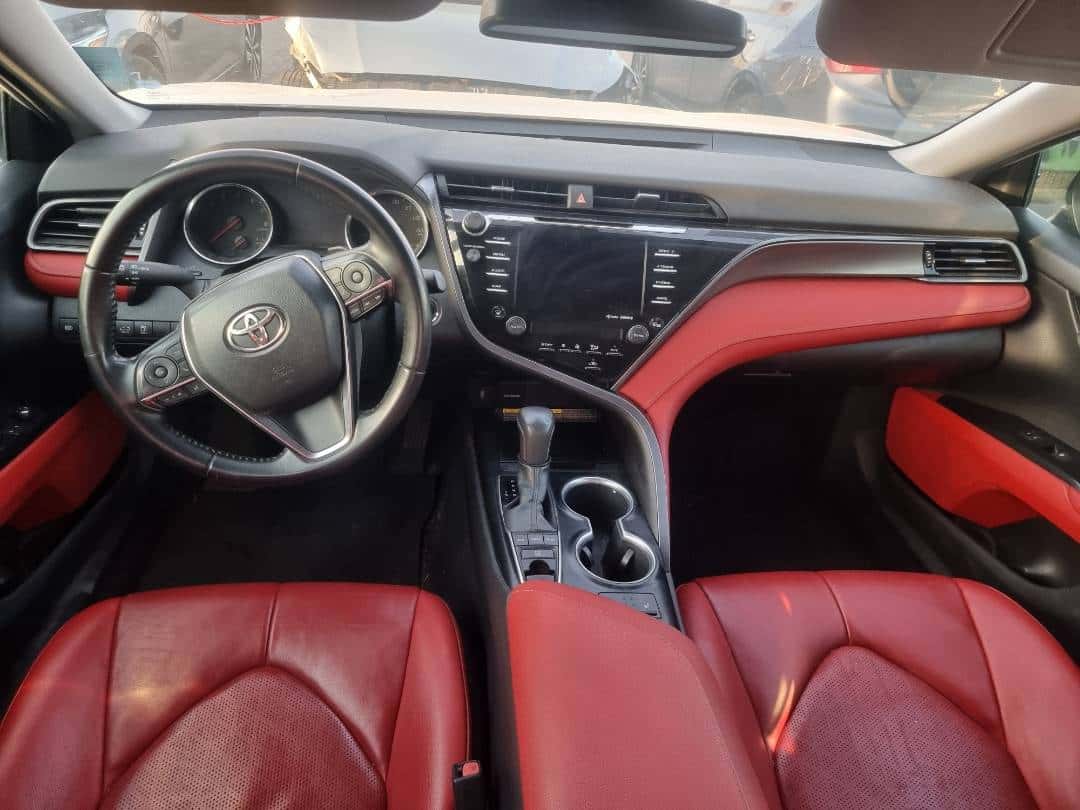 Toyota Camry 2019 thumbnail 6