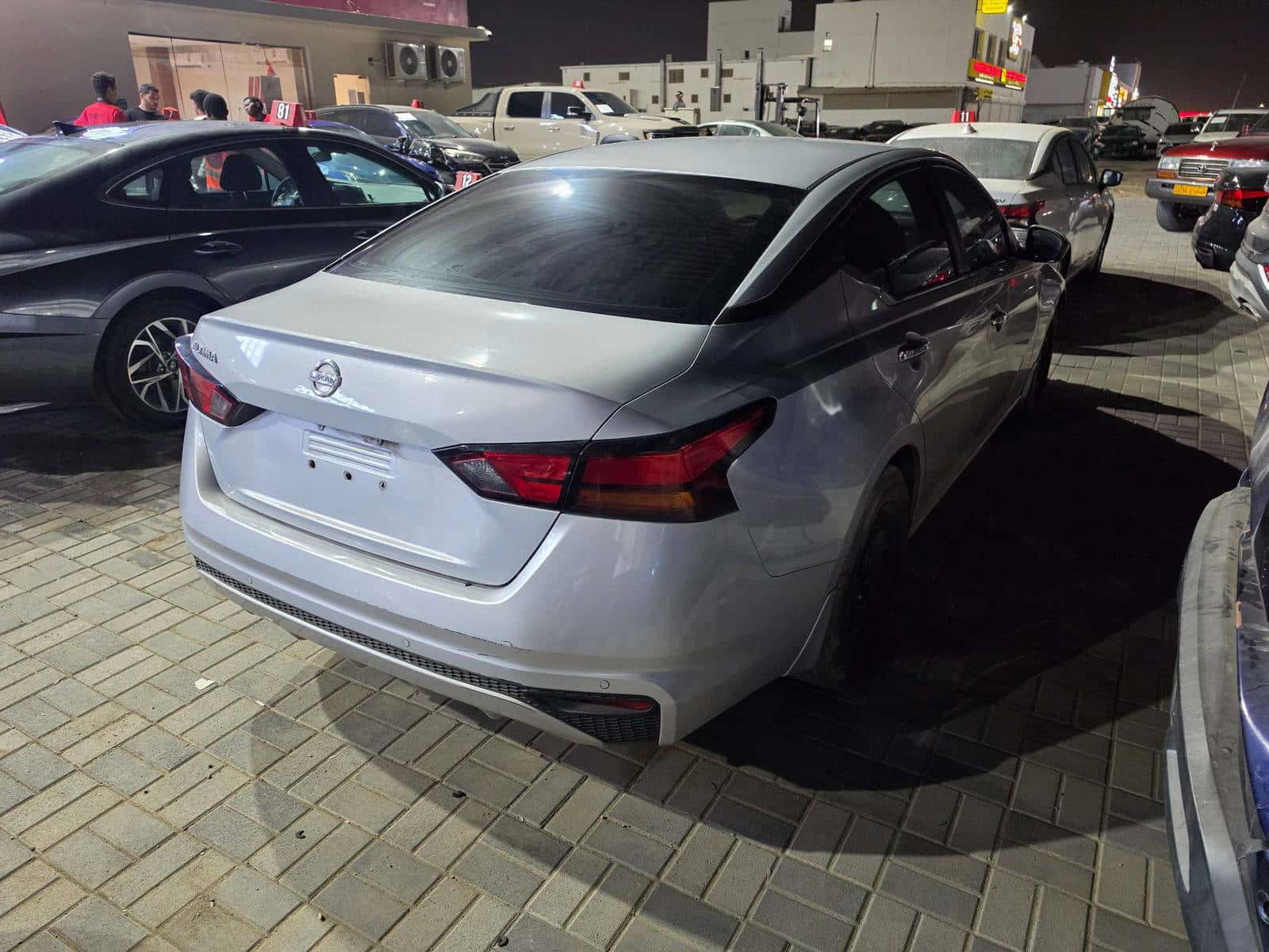 Nissan Altima 2021 thumbnail 4
