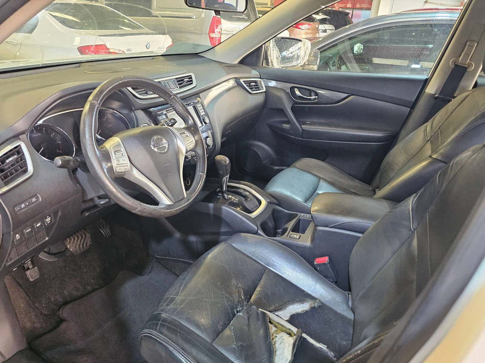 NISSAN ROGUE - Exterior