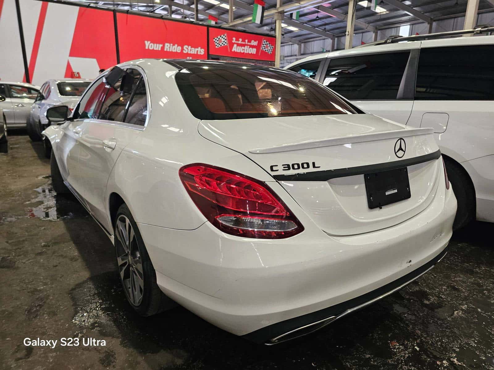 MERCEDES BENZ C300 2015 thumbnail 4