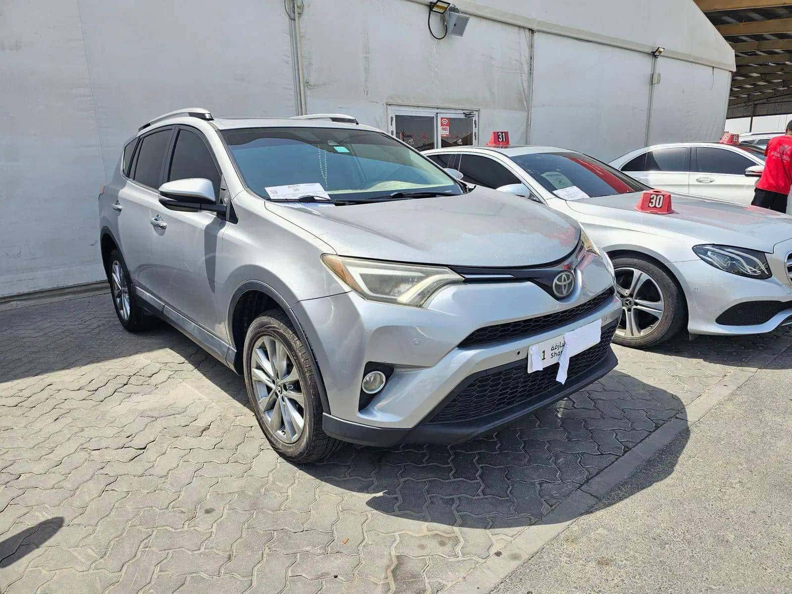 TOYOTA RAV4 2017 thumbnail 4