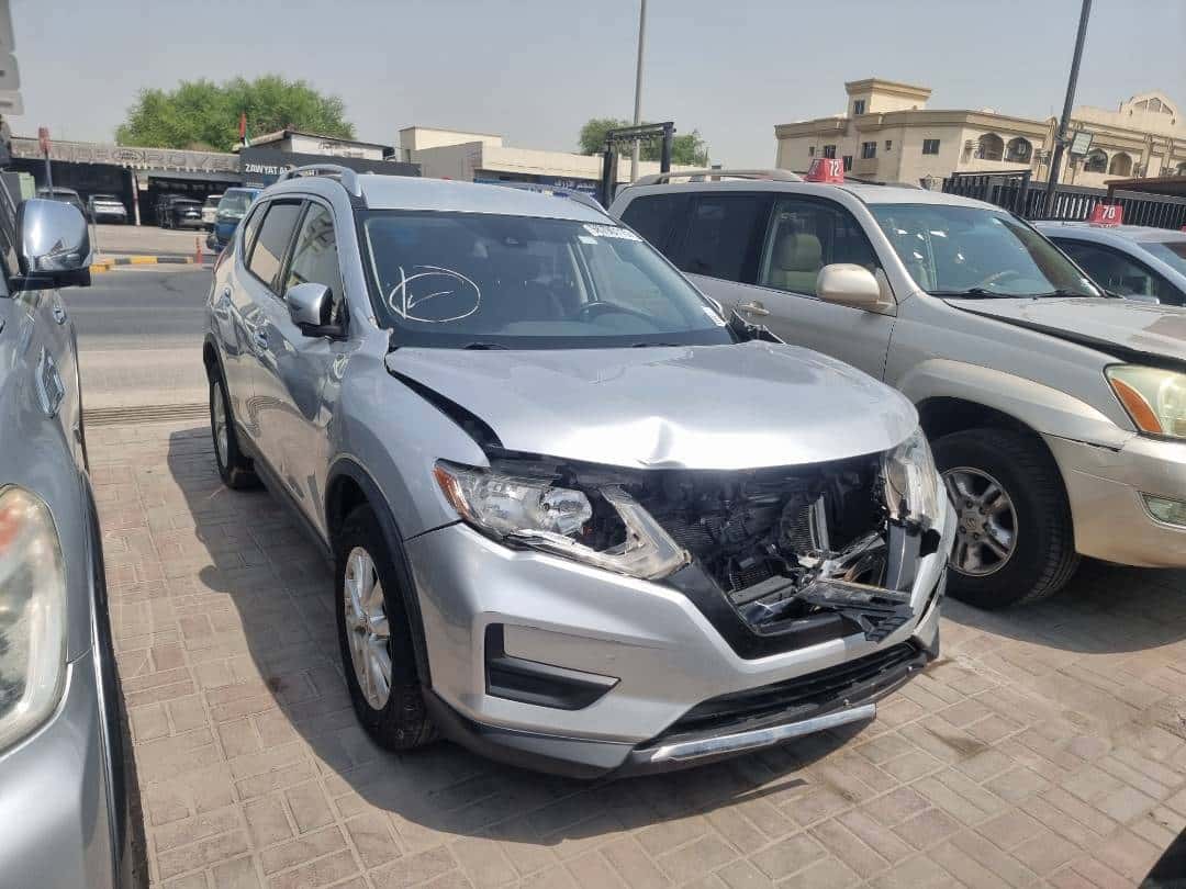 Nissan Rogue 2019 thumbnail 2