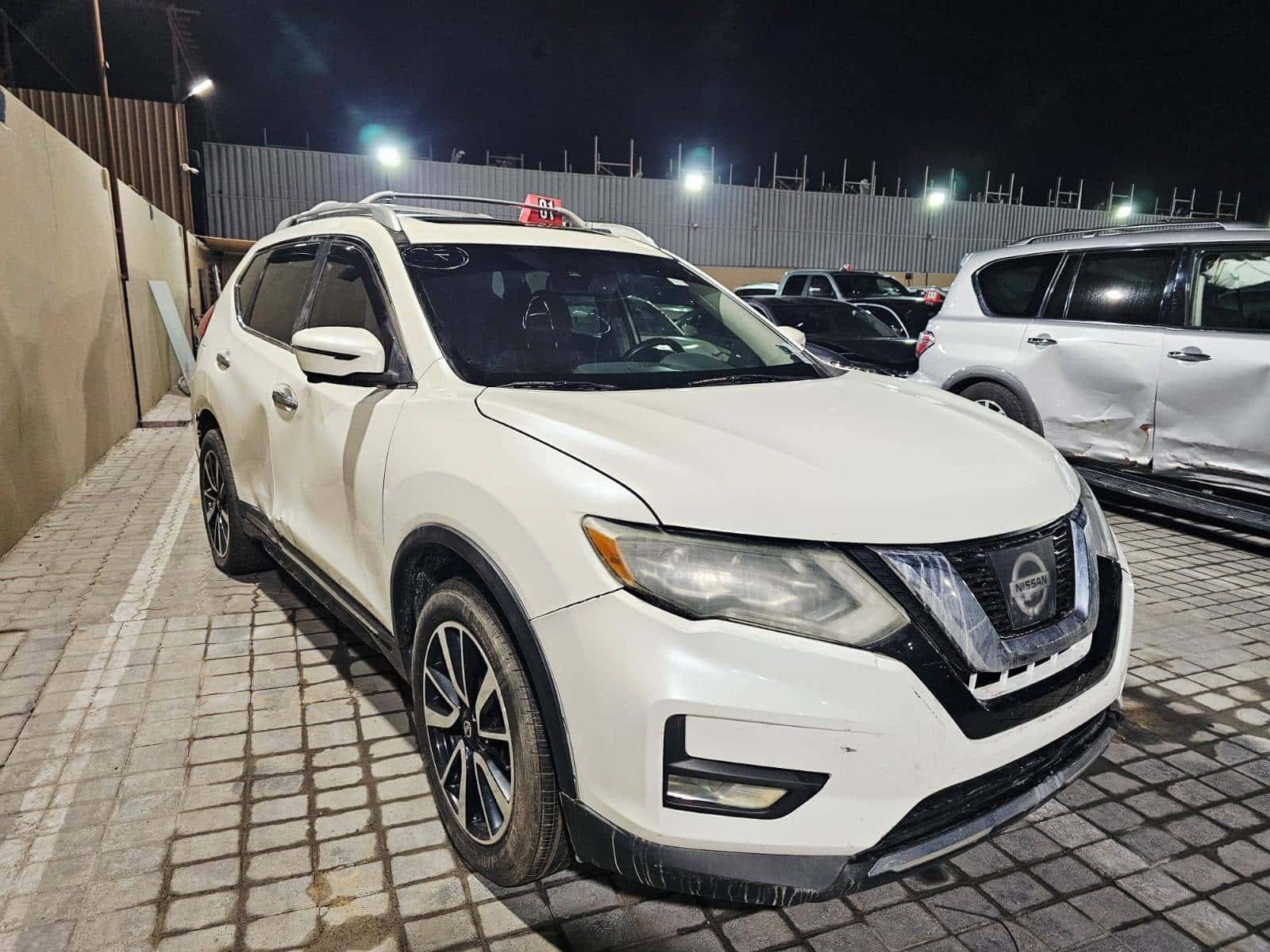 Nissan Rogue 2017 thumbnail 2