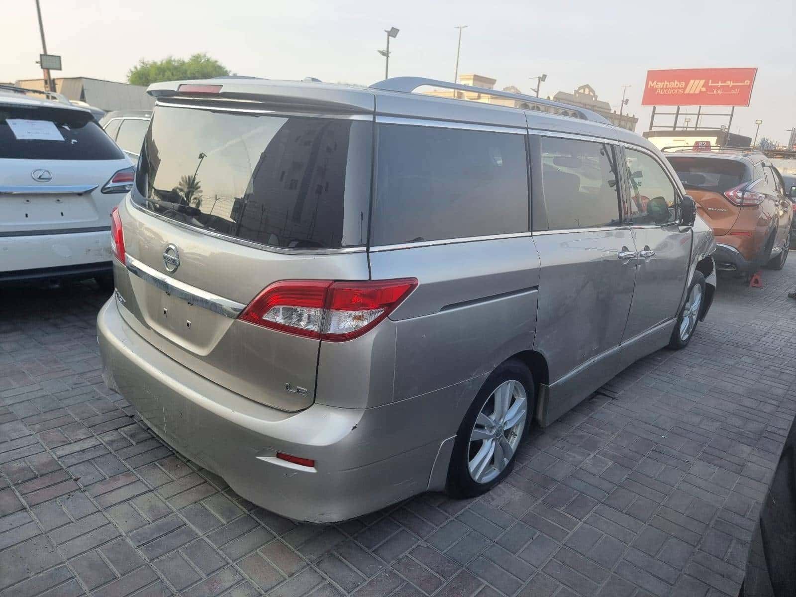 Nissan Quest 2012 thumbnail 7