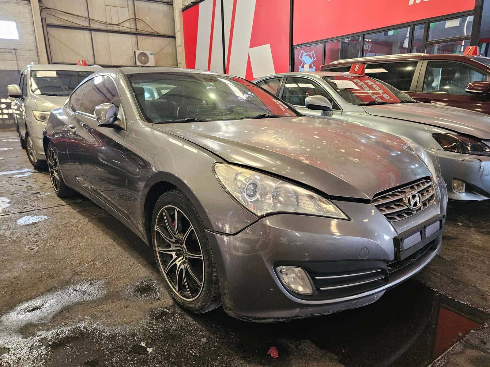 HYUNDAI GENESIS 2010 thumbnail 3